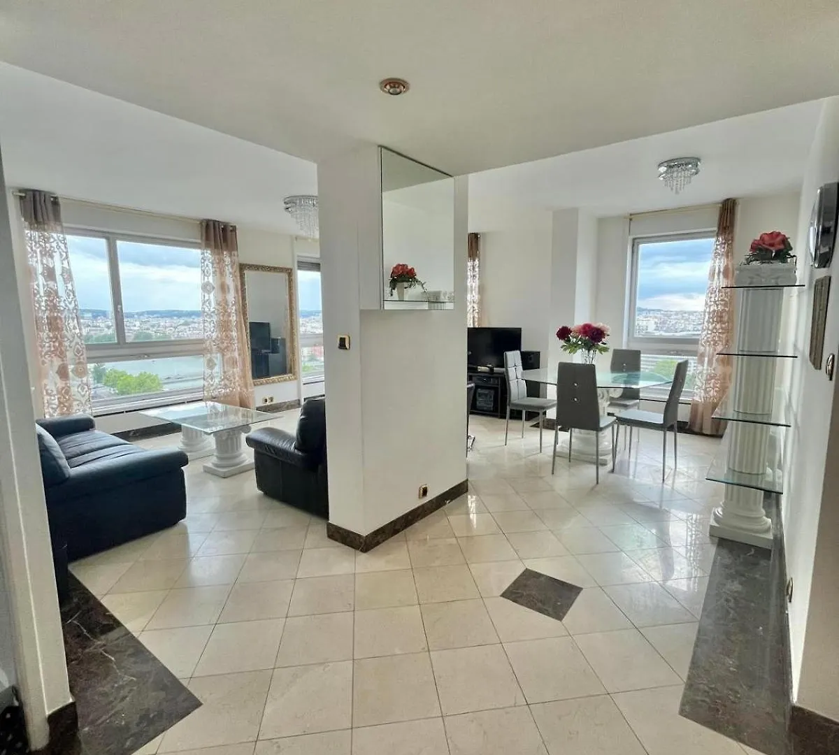 Unique Luxury Parisian Panorama High-Rise By The Eiffel Tower 아파트 프랑스