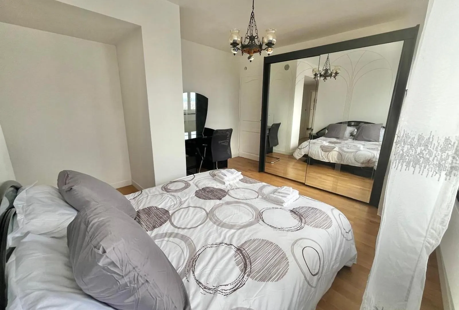 Unique Luxury Parisian Panorama High-Rise By The Eiffel Tower 아파트 프랑스