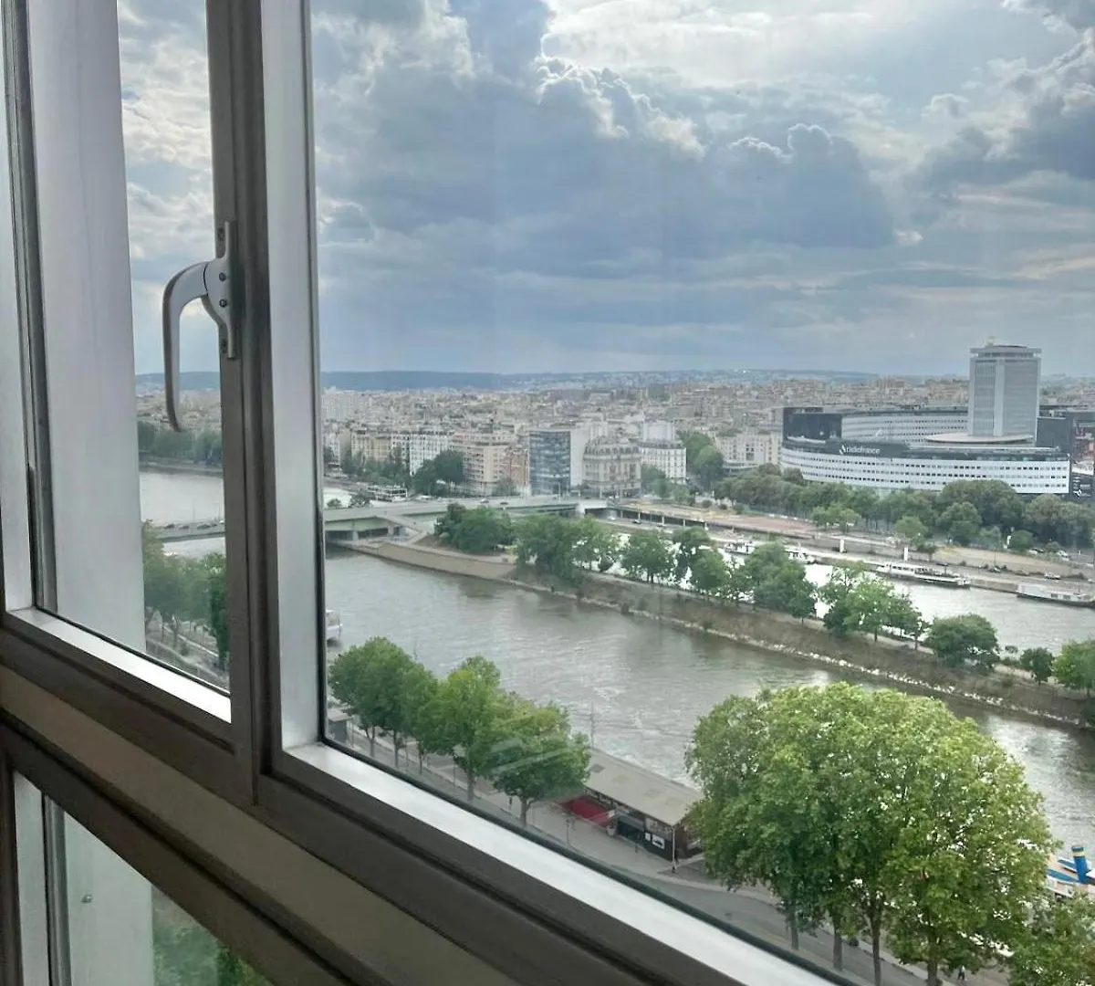 شقة Unique Luxury Parisian Panorama High-Rise By The Eiffel Tower