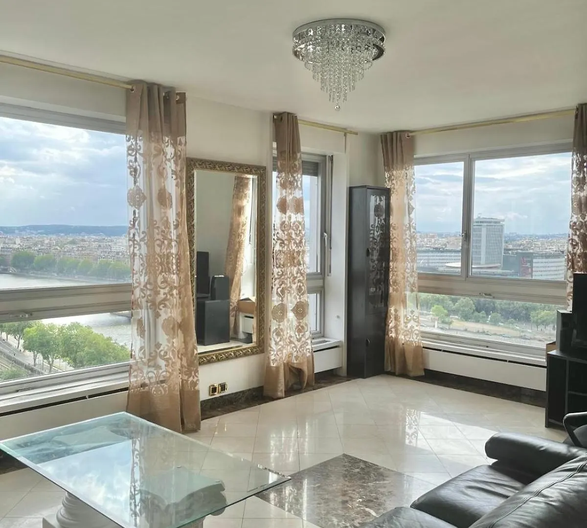 شقة Unique Luxury Parisian Panorama High-Rise By The Eiffel Tower 0*, باريس